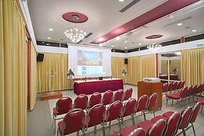 Angelika Pallas Hotel