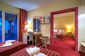 Angelika Pallas Hotel