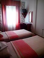 Ani Hotel