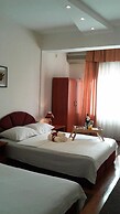 Ani Hotel