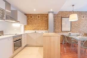 Serennia Cest Apartamentos Arc de Triomf