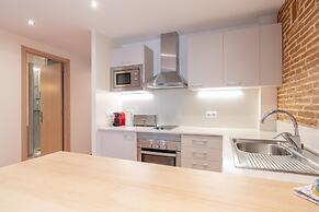 Serennia Cest Apartamentos Arc de Triomf