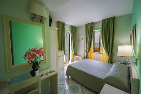 Hotel Rivamare