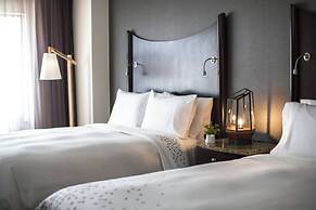 Renaissance Raleigh North Hills Hotel