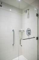 Renaissance Raleigh North Hills Hotel