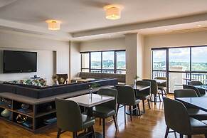 Renaissance Raleigh North Hills Hotel