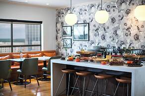 Renaissance Raleigh North Hills Hotel