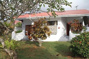 Daniella's Bungalows