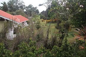Daniella's Bungalows