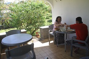 Daniella's Bungalows