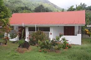 Daniella's Bungalows