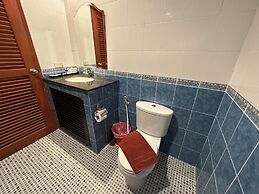Thipurai city hotel