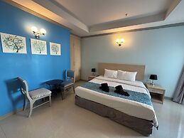 Thipurai city hotel