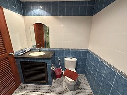 Thipurai city hotel