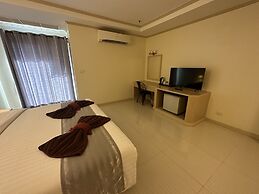 Thipurai city hotel