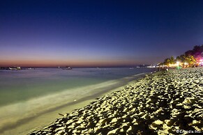 Crown Regency Beach Resort