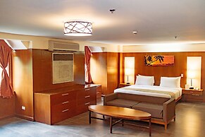 Crown Regency Beach Resort