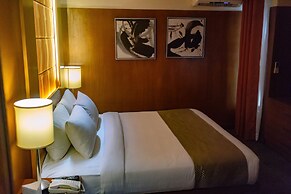 Crown Regency Beach Resort