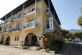 The Originals City, Hôtel L'Iroko