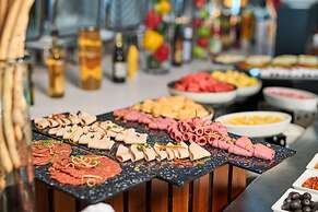 Holiday International Sharjah