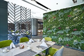 Holiday International Sharjah