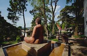 Loto Azul Resort and Spa