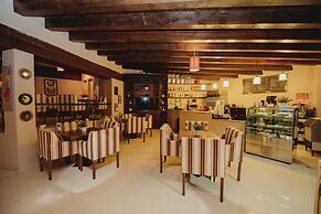 Loto Azul Resort and Spa