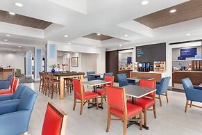 Holiday Inn Express Hotel & Suites Merced by IHG