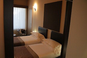OneMhotel