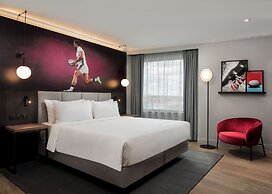 Radisson RED London Twickenham