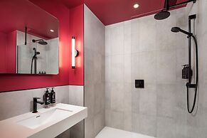 Radisson RED London Twickenham