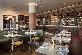 Radisson RED London Twickenham