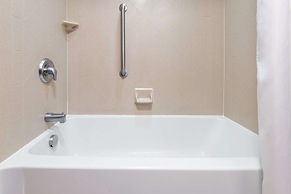 Hampton Inn Springfield South Enfield