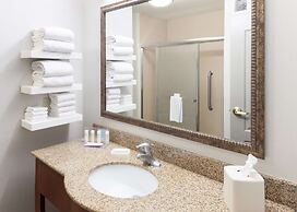 Hampton Inn & Suites Cedar Rapids - North