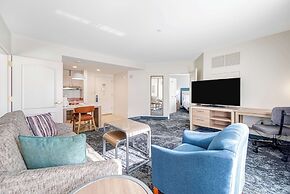 Homewood Suites by Hilton East Rutherford - Meadowlands