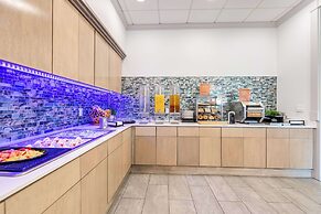 Homewood Suites by Hilton East Rutherford - Meadowlands