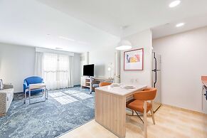 Homewood Suites by Hilton East Rutherford - Meadowlands