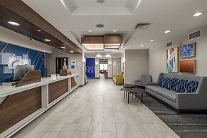 Holiday Inn Express Hotel & Suites Vancouver Mall by IHG