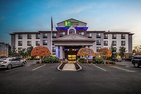 Holiday Inn Express Hotel & Suites Vancouver Mall by IHG