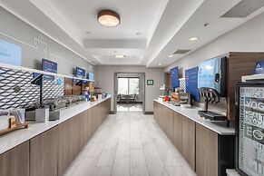 Holiday Inn Express Hotel & Suites Vancouver Mall by IHG