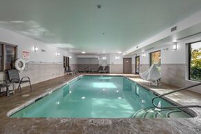 Holiday Inn Express Hotel & Suites Vancouver Mall by IHG