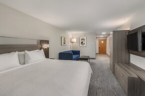 Holiday Inn Express Hotel & Suites Vancouver Mall by IHG