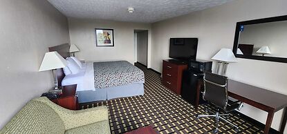Days Inn by Wyndham Fort Wright Cincinnati Area