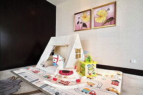 Intercontinental Dalian by IHG