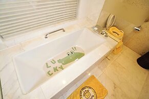 Intercontinental Dalian by IHG