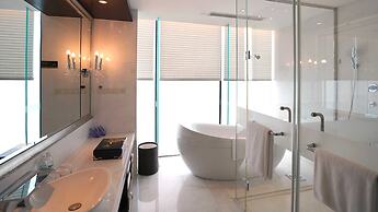 Intercontinental Dalian by IHG