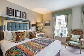 The George Hotel, Amesbury, Wiltshire