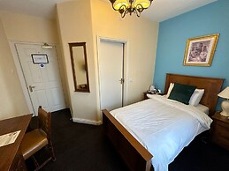George & Pilgrims Hotel