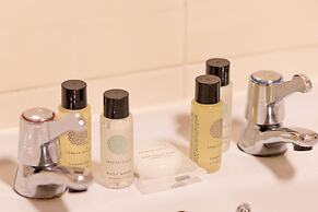 George & Pilgrims Hotel