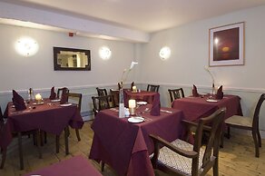 George & Pilgrims Hotel